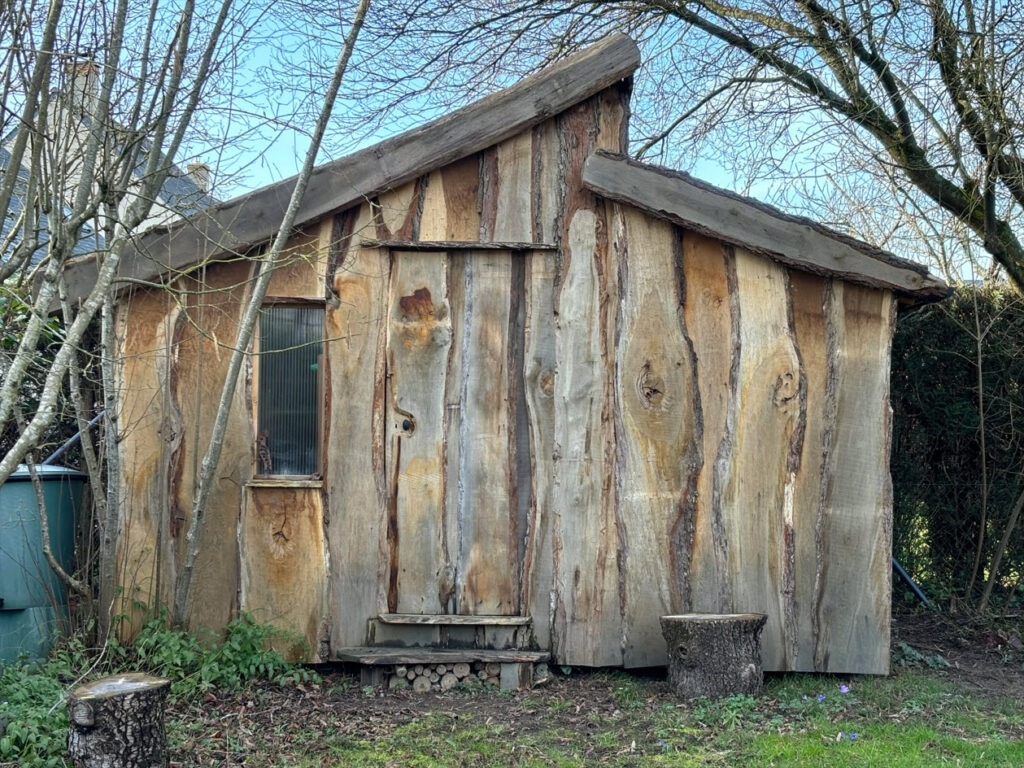 Construction de cabanon de jardin en bois